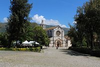 Lumini votivi. - Immagine di Abbazia di Fossanova - Tripadvisor