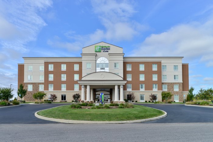 HOLIDAY INN EXPRESS & SUITES TERRE HAUTE - Updated 2024 Prices & Hotel ...