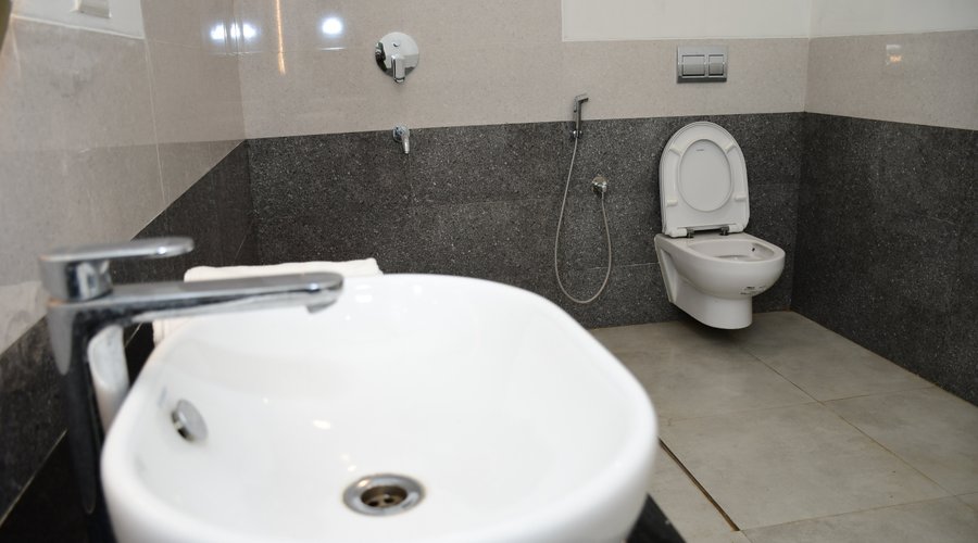Bathroom Maharaja Suite