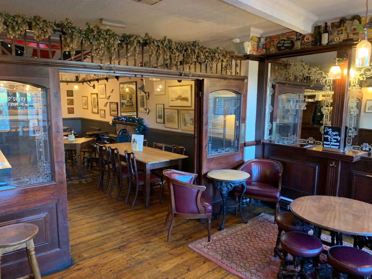 THE PARK TAVERN, Chichester - Updated 2024 Restaurant Reviews, Menu ...