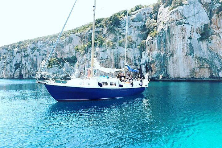 2024 One day excursion on a sailing boat in the Gulf of Alghero