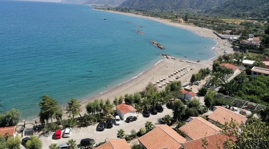 Panoramica aerea della costa
