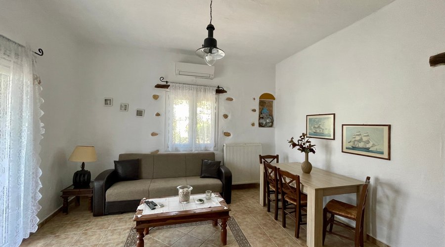 Apartment No2-DESPOINA, living room.