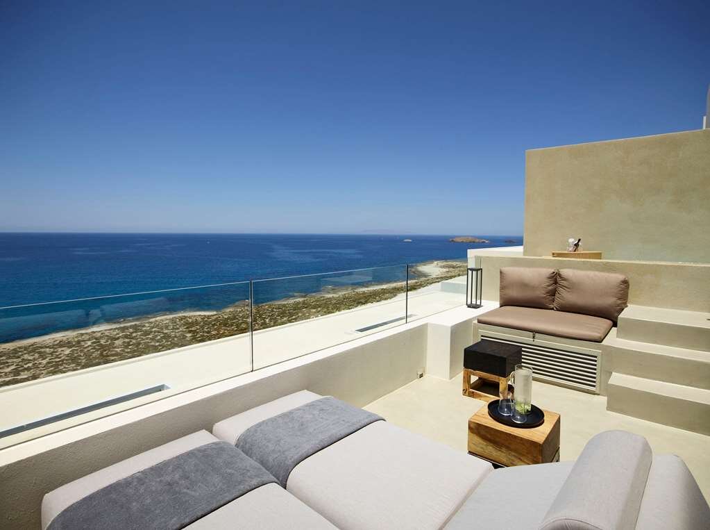 Hotel photo 35 of White Coast Pool Suites.