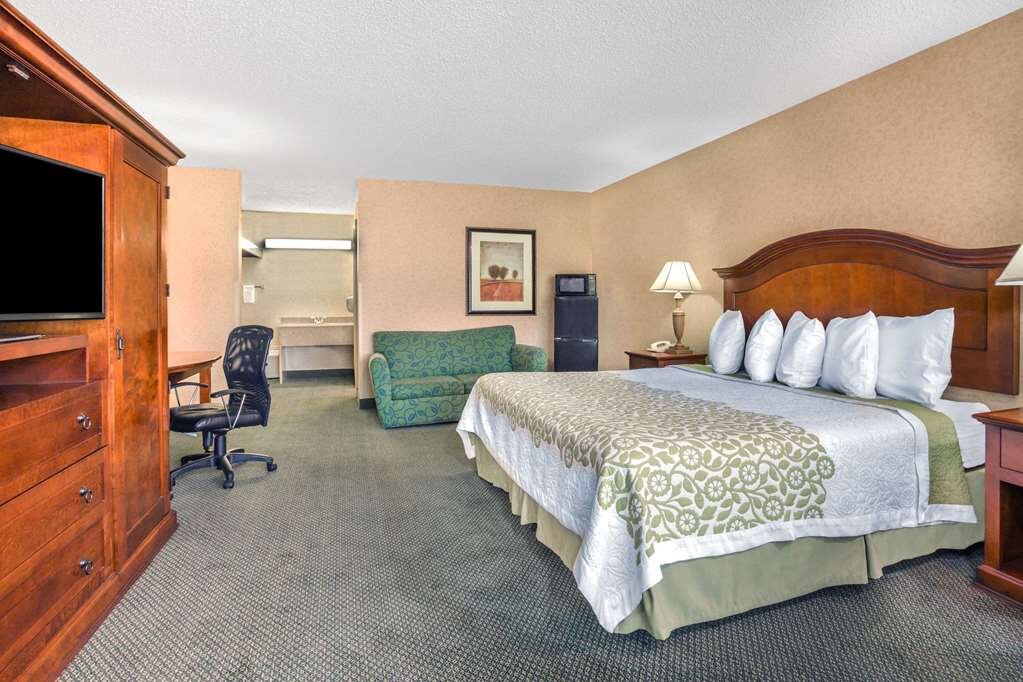 Hotel photo 7 of Days Inn Klamath Falls.