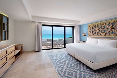 Hotel photo 12 of Wyndham Grand Cancun All Inclusive Resort & Villas.