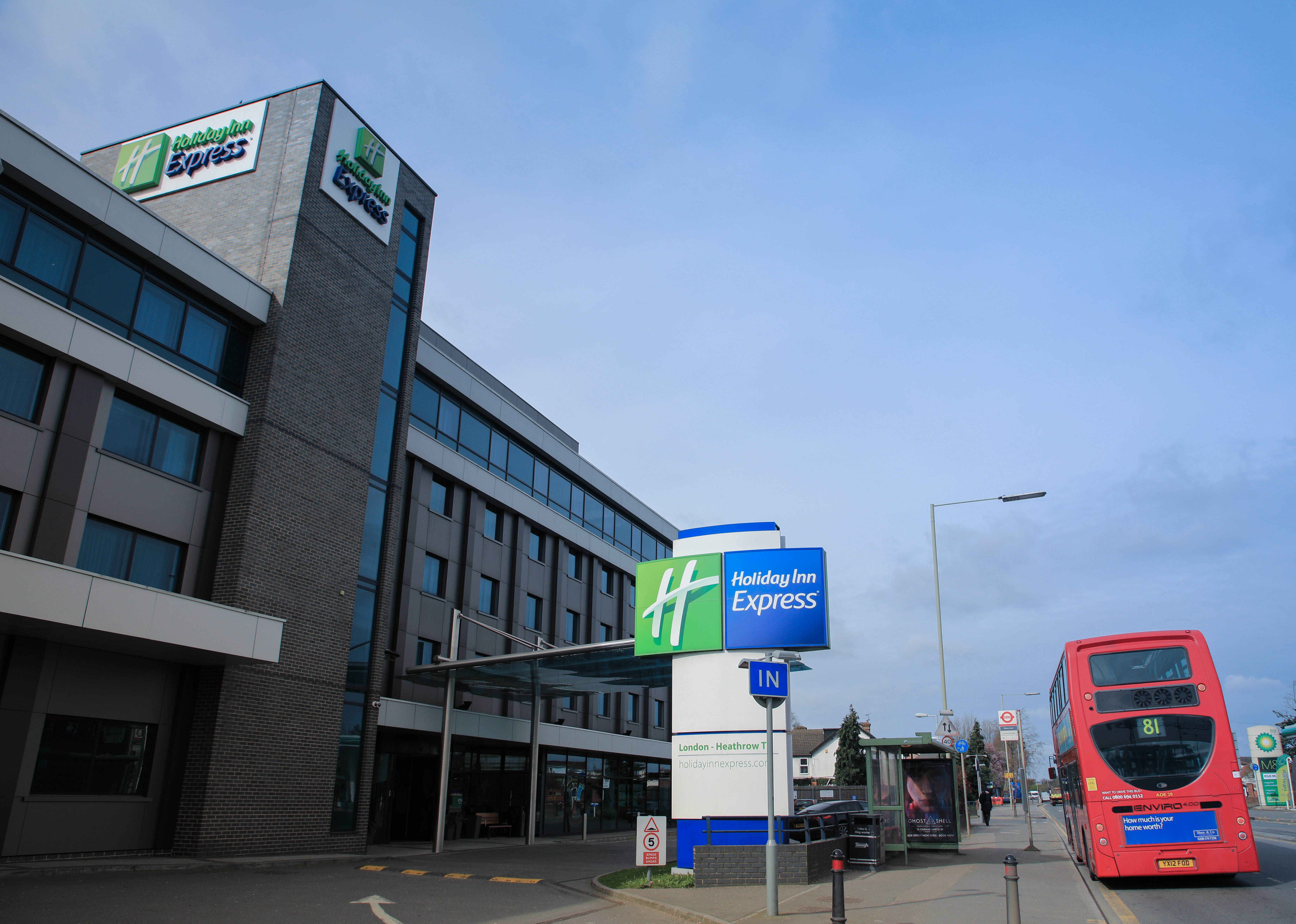 Holiday Inn Express London Heathrow T5 an IHG Hotel UPDATED