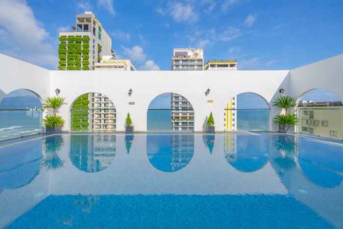 GOLDEN LOTUS HOTEL DA NANG (Đà Nẵng) - Đánh giá Khách sạn & So sánh giá -  Tripadvisor