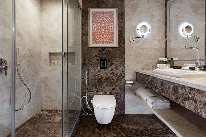 Tulip - Deco WC - Quare  Bathroom Design & Solutions