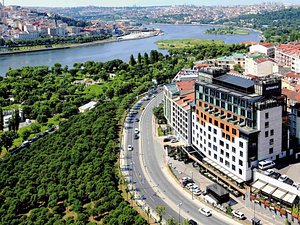 Mövenpick Hotel Istanbul Golden Horn in Istanbul