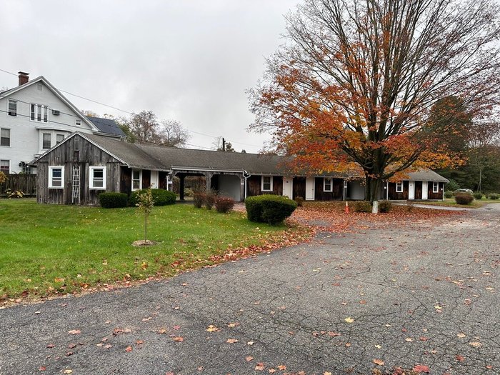 Village Motel By Oyo Clinton - Prices & Specialty Hotel Reviews (ct)