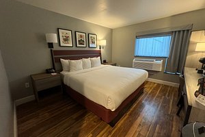 The Lodge Red Hook - UPDATED 2024 Prices, Reviews & Photos