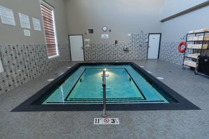 Pool & Beach