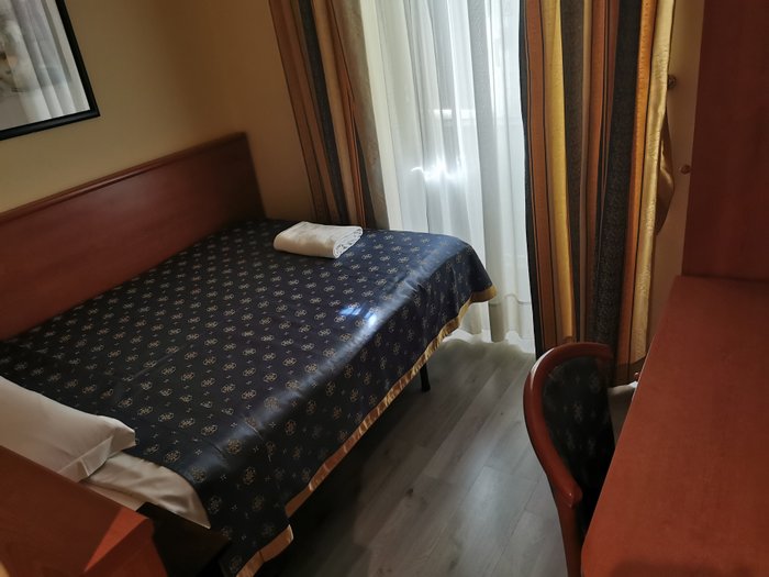 BALTIK GUESTHOUSE - Prices & Hotel Reviews (Rome, Italy)