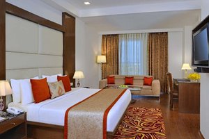 Room & Suite