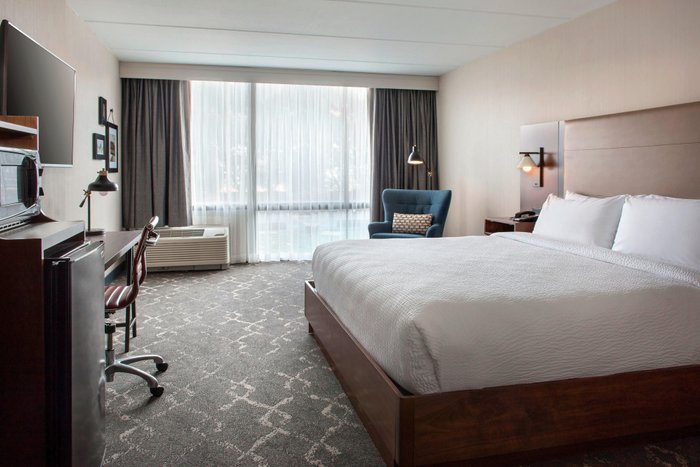 FOUR POINTS BY SHERATON PHILADELPHIA NORTHEAST $143 ($̶6̶1̶9̶) - Prices ...