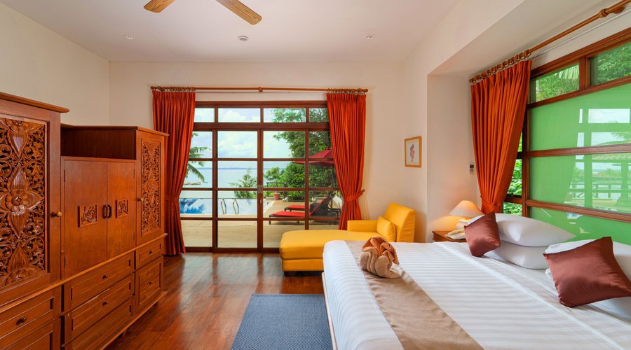 2-bedroom Seafront villa