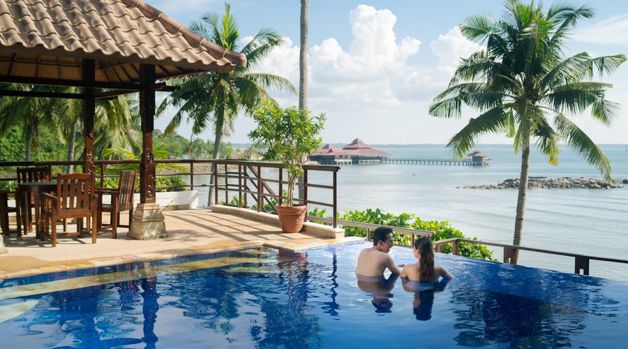 2-bedroom Seafront villa