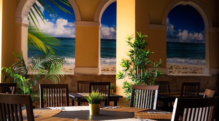 Our big tables are perfect for gathering the family around and enjoy an unforgettable dinning experience together!  