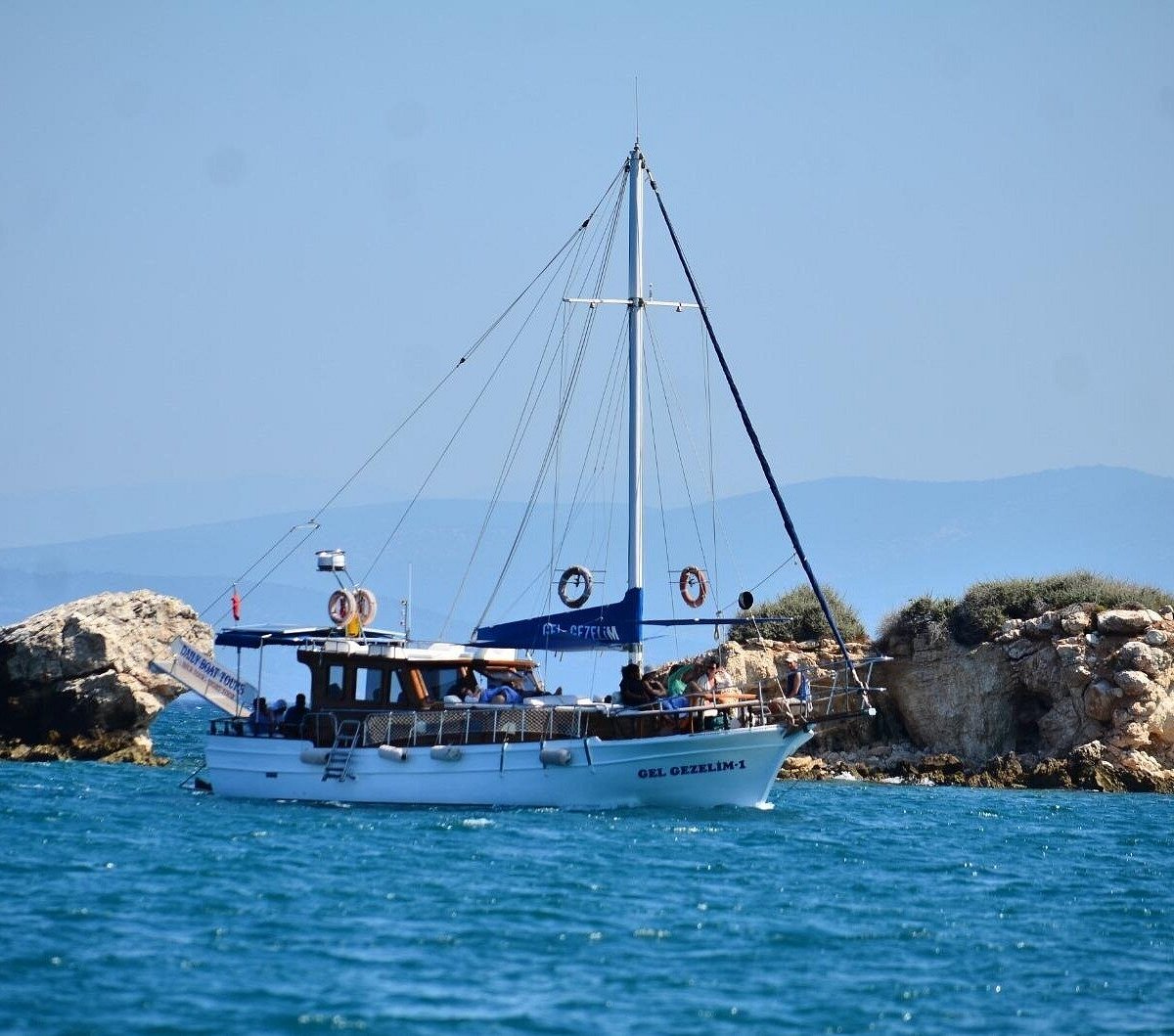 kusadasi yacht tour