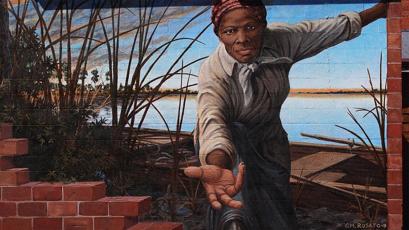 “Take My Hand” mural by Michael Rosato at the Harriet Tubman Museum and Educational Center