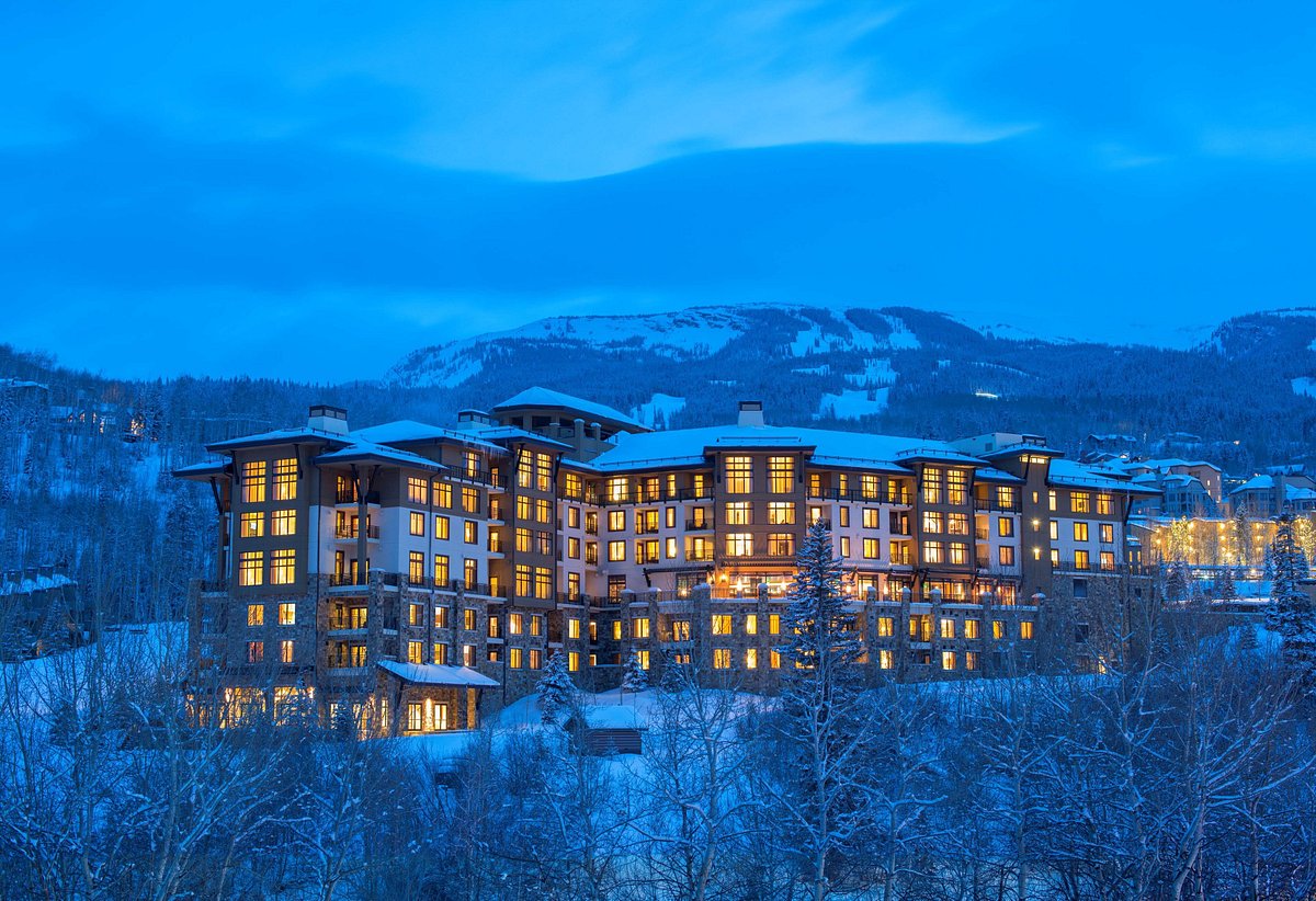The 10 Best Luxury Ski-In Ski-Out Lodges & Resorts in The USA -  JetsetChristina