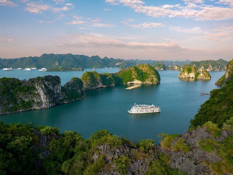 halong bay cruise reviews