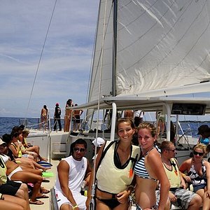 jolly roger catamaran sail and snorkel