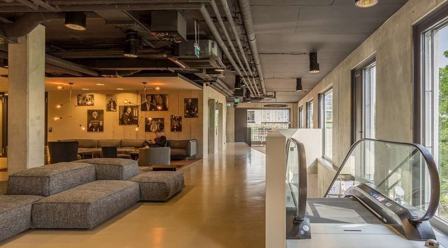 Lobby Bilderwand