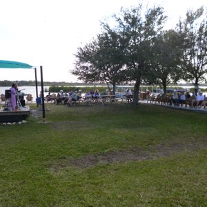 Garbage Men Band, Audience and lake.