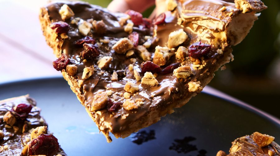 Pizza Dolce, de nutella, nuez y arandános.