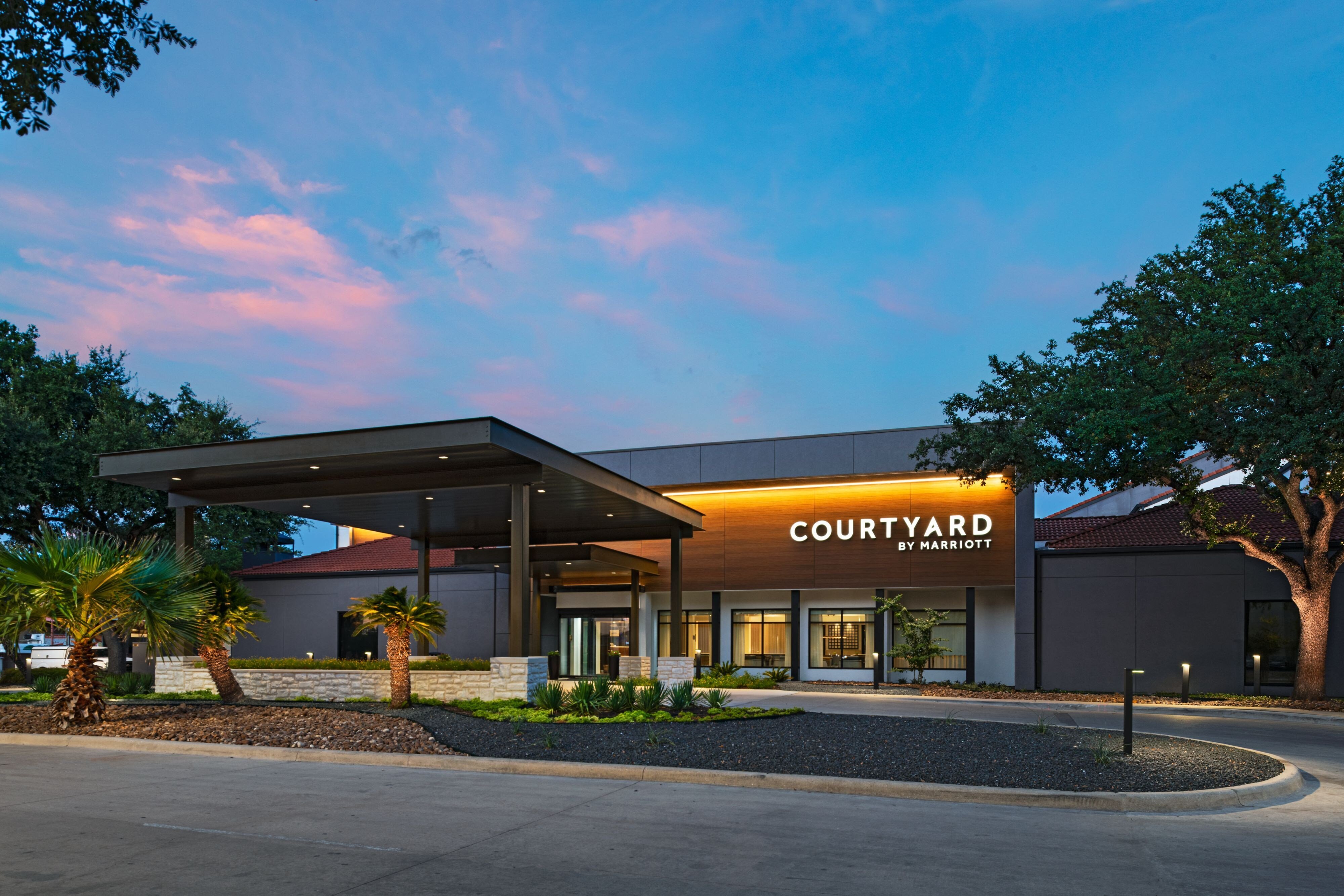 COURTYARD BY MARRIOTT SAN ANTONIO DOWNTOWN MARKET SQUARE Prices