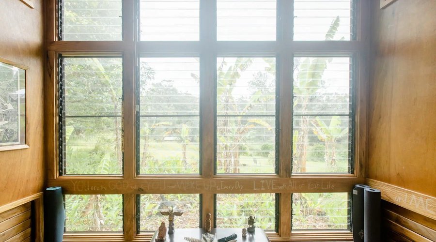 Chrysalis Room - Meditation and Massage Room with space for yoga and a large bench for seating. 