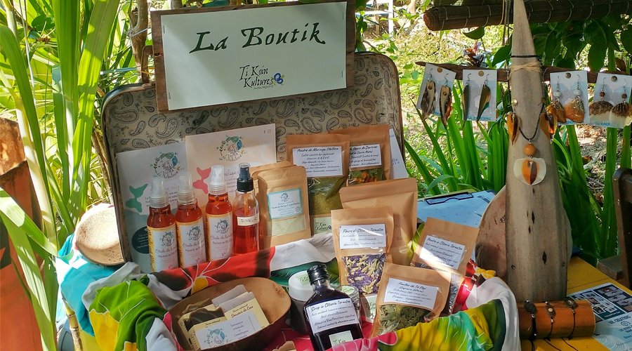 Découvrez des produits artisanaux locaux.