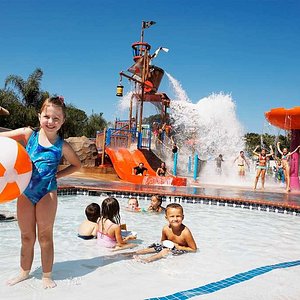 Howard Johnson by Wyndham Anaheim Hotel and Water Playground in Anaheim
