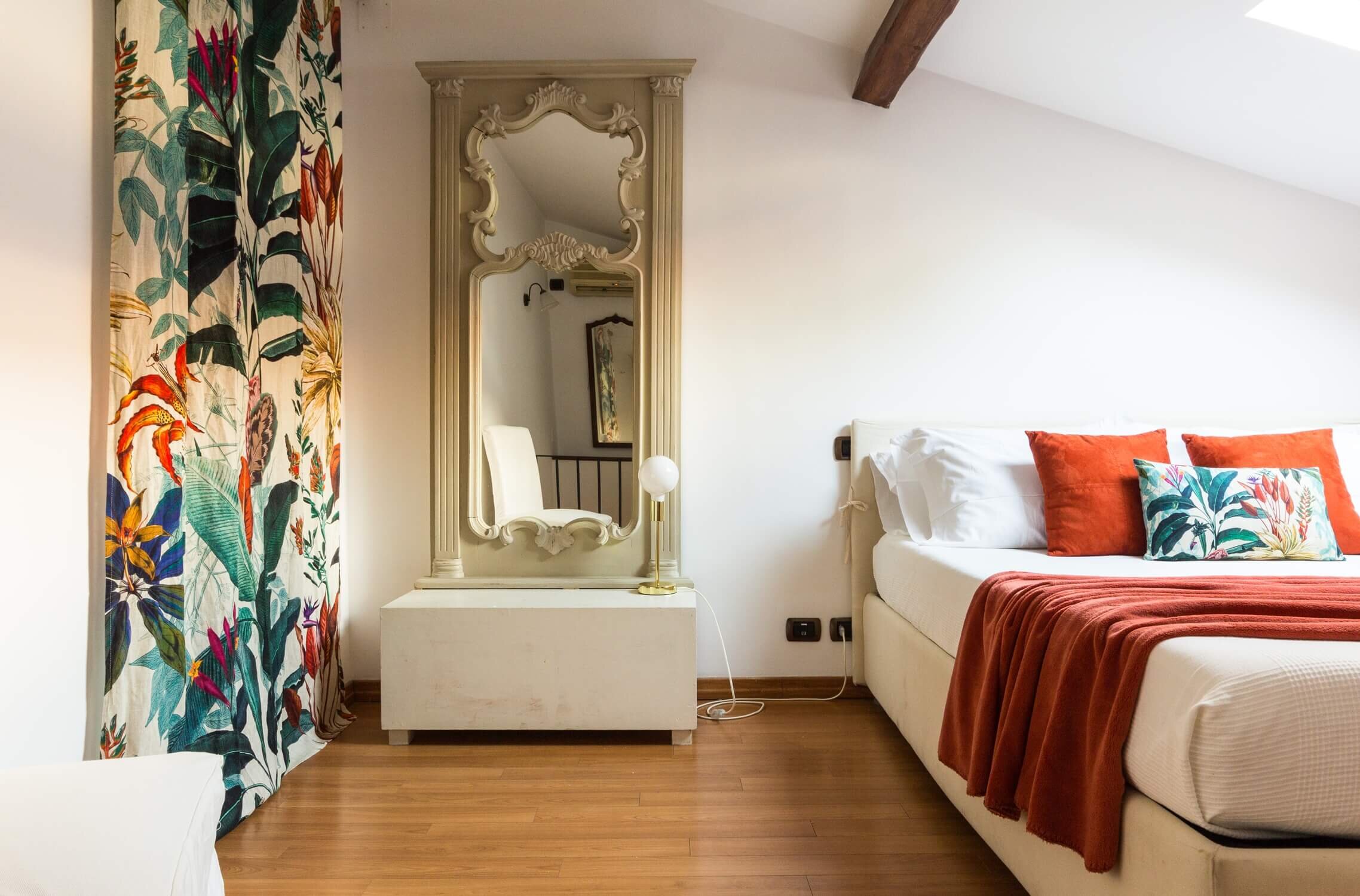 TORRIPA GROUP TRASTEVERE - Prices & Guest House Reviews (Rome, Italy)