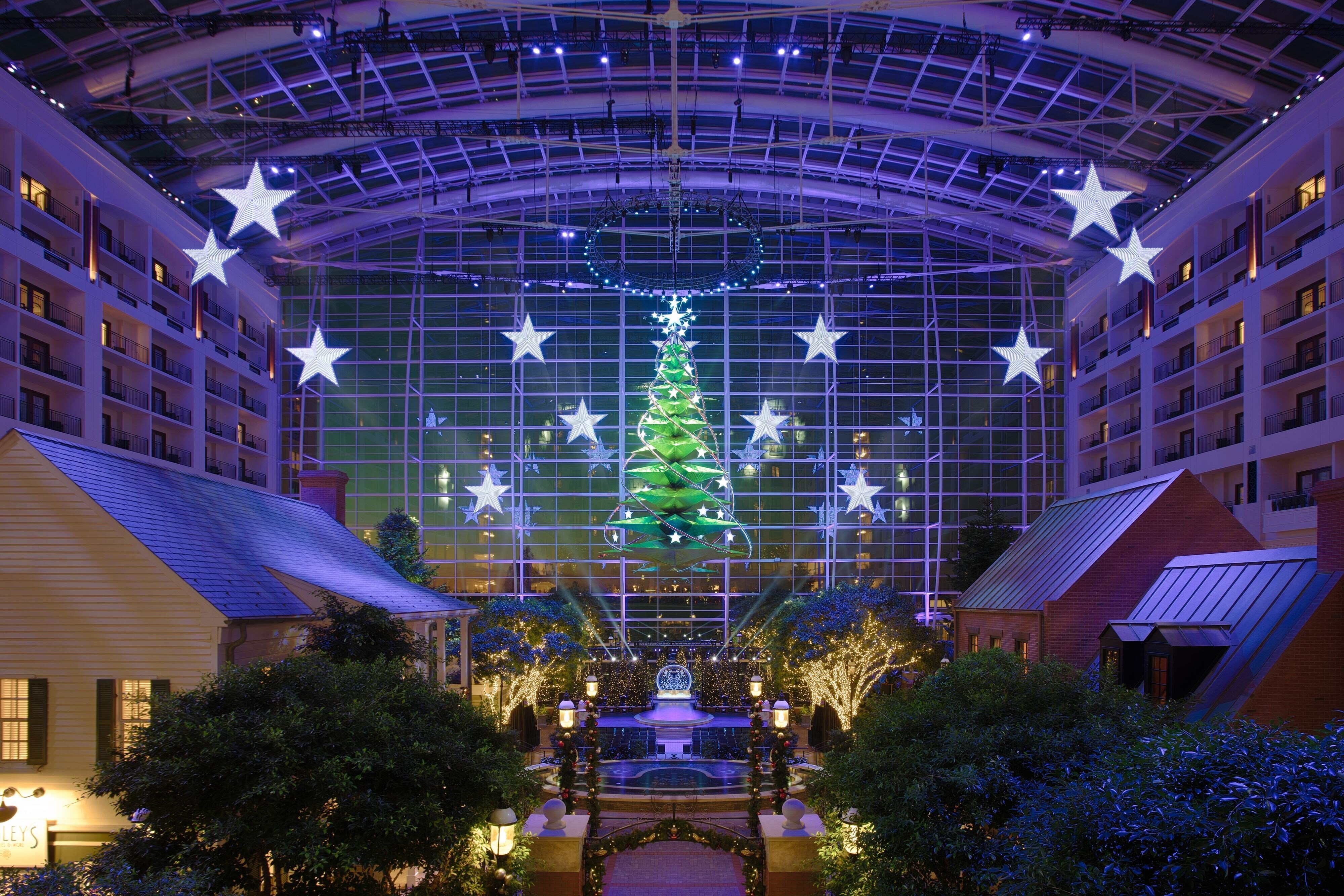 GAYLORD NATIONAL RESORT CONVENTION CENTER Bewertungen Fotos   Atrium At Christmas 