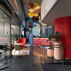 Nestled in Barcelona’s vibrant Sants-Montjuïc neighbourhood, Hotel Indigo Barcelona Gran Vía Plaza España is a 4-Star lifestyle hotel, welcoming guests into the rich culture and effervescence of the Catalan capital. 