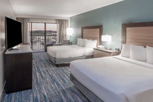 Room & Suite