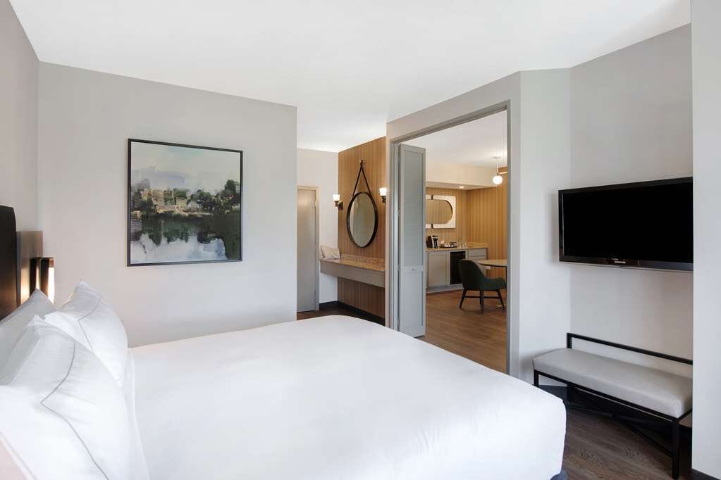 DOUBLETREE SUITES BY HILTON HOTEL RALEIGH DURHAM Updated 2024   Guest Room 