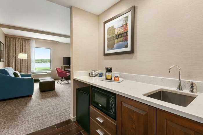 HAMPTON INN PENN YAN $100 ($̶1̶0̶8̶) - Updated 2024 Prices & Hotel ...