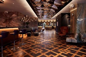 Room & Suite