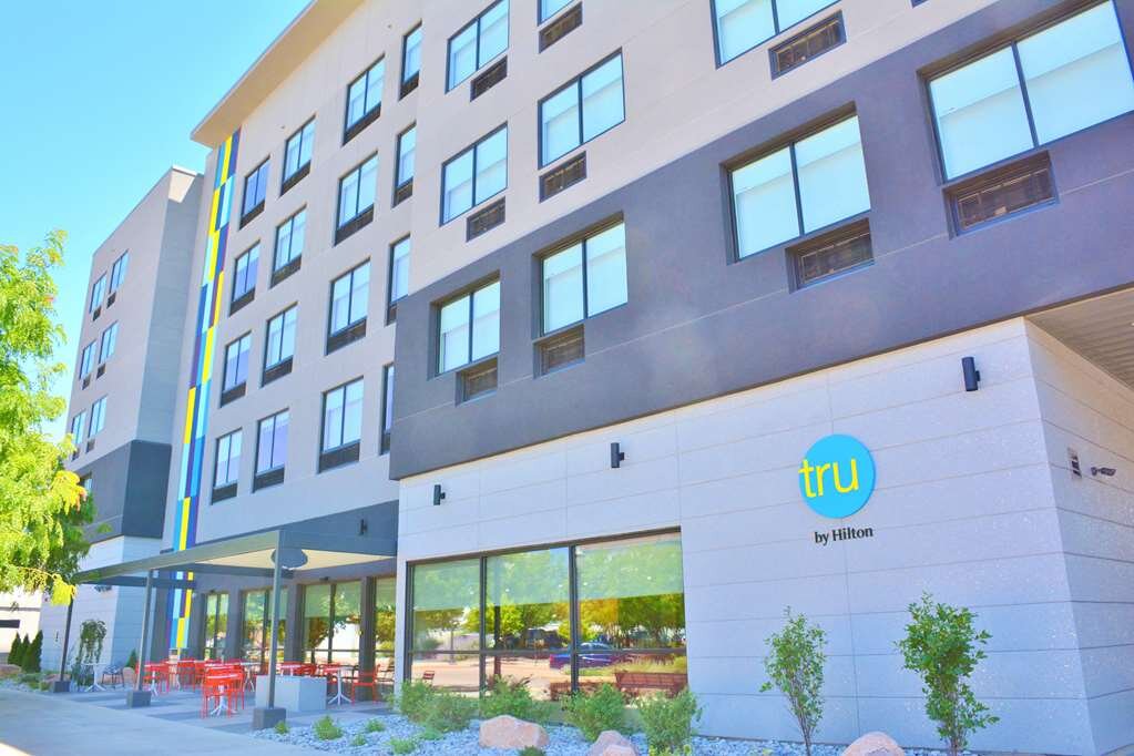 TRU BY HILTON GRAND JUNCTION DOWNTOWN Updated 2024 Prices Hotel   Exterior 