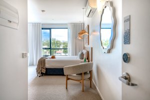 Room & Suite