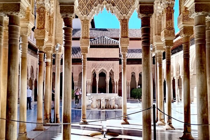 2024 Alhambra Private Tour: Nasrid Palaces And Generalife