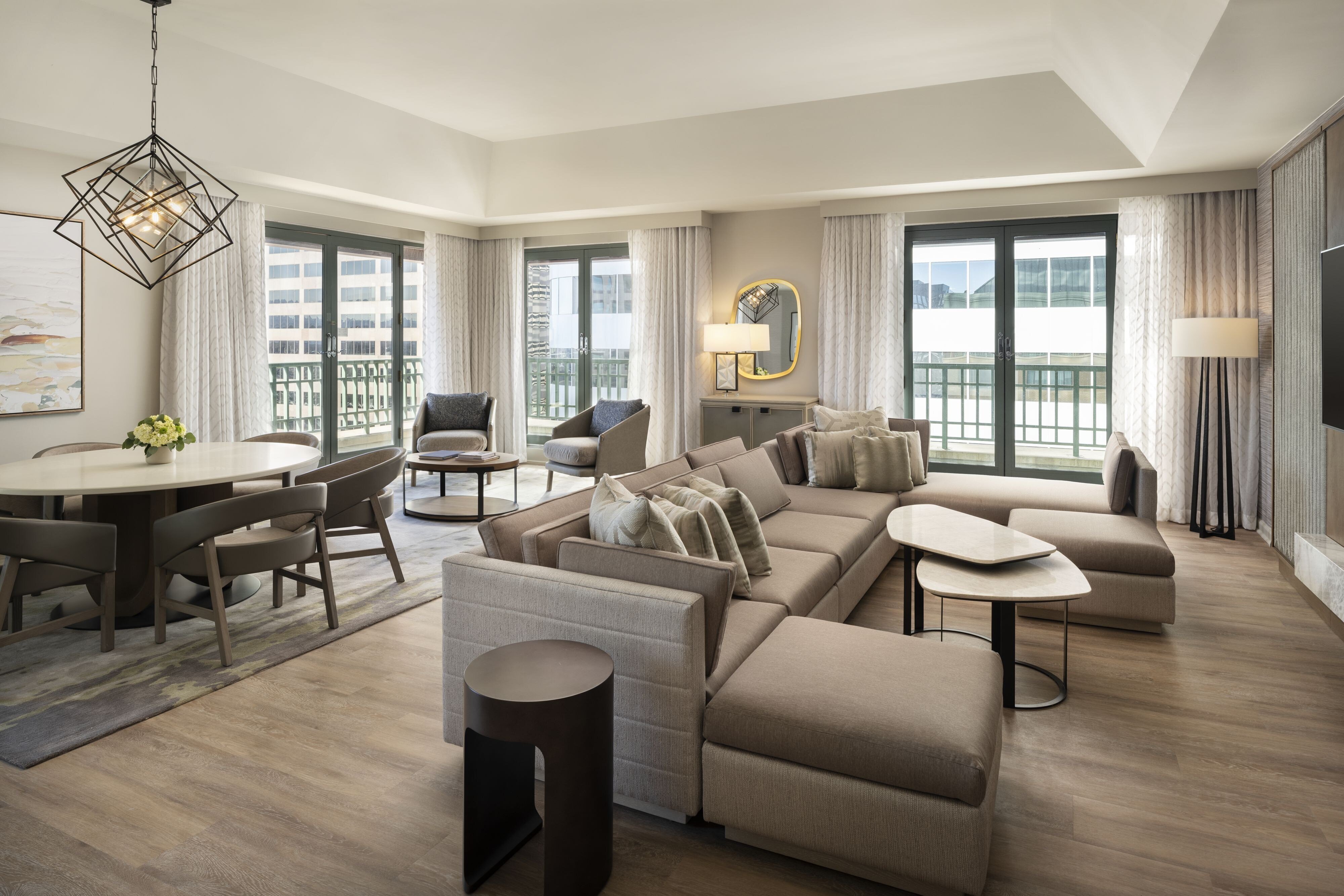 THE WESTIN DENVER DOWNTOWN Updated 2024 Reviews CO   Luxury Parlor Living 