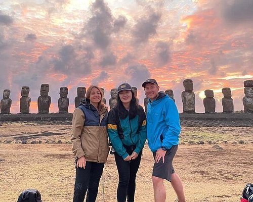 tour guide easter island
