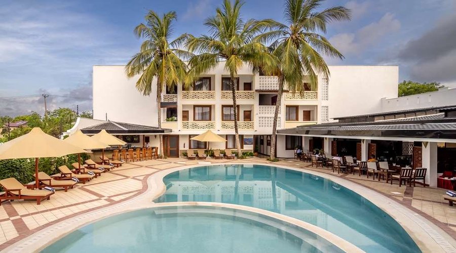 diani swimming pool