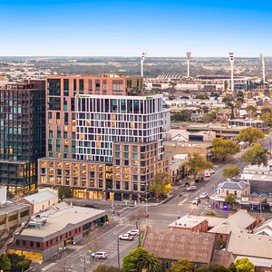 Welcome to Holiday Inn & Suites Geelong, located in Geelong CBD