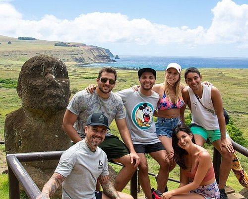 tour guide easter island